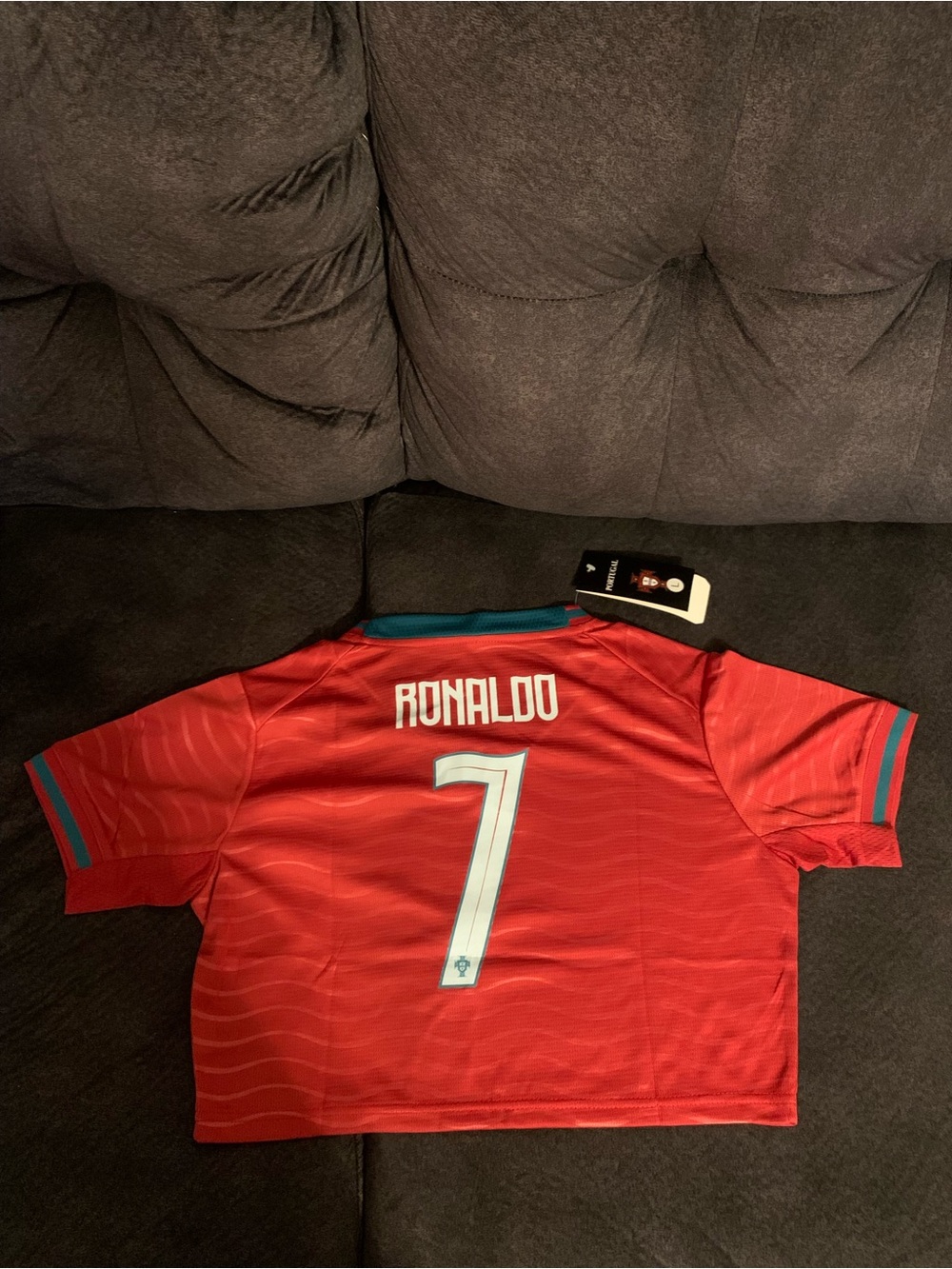 NWT- Portugal Crop Top
Woman's Jersey - Size XL - Picture 2 of 3